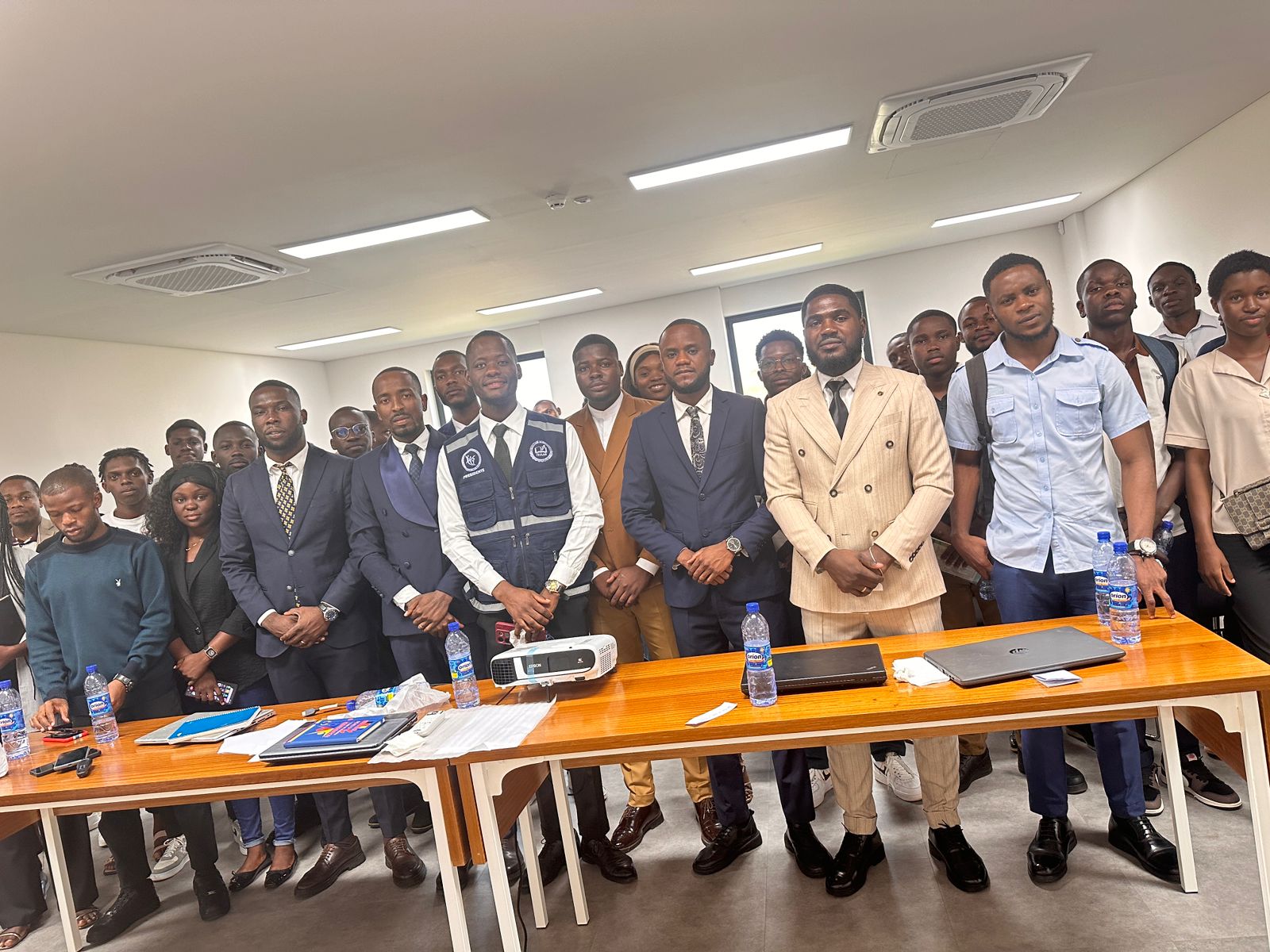 Workshop dos Economistas: Soluções para os Desafios Económicos e o Emprego Jovem em Angola